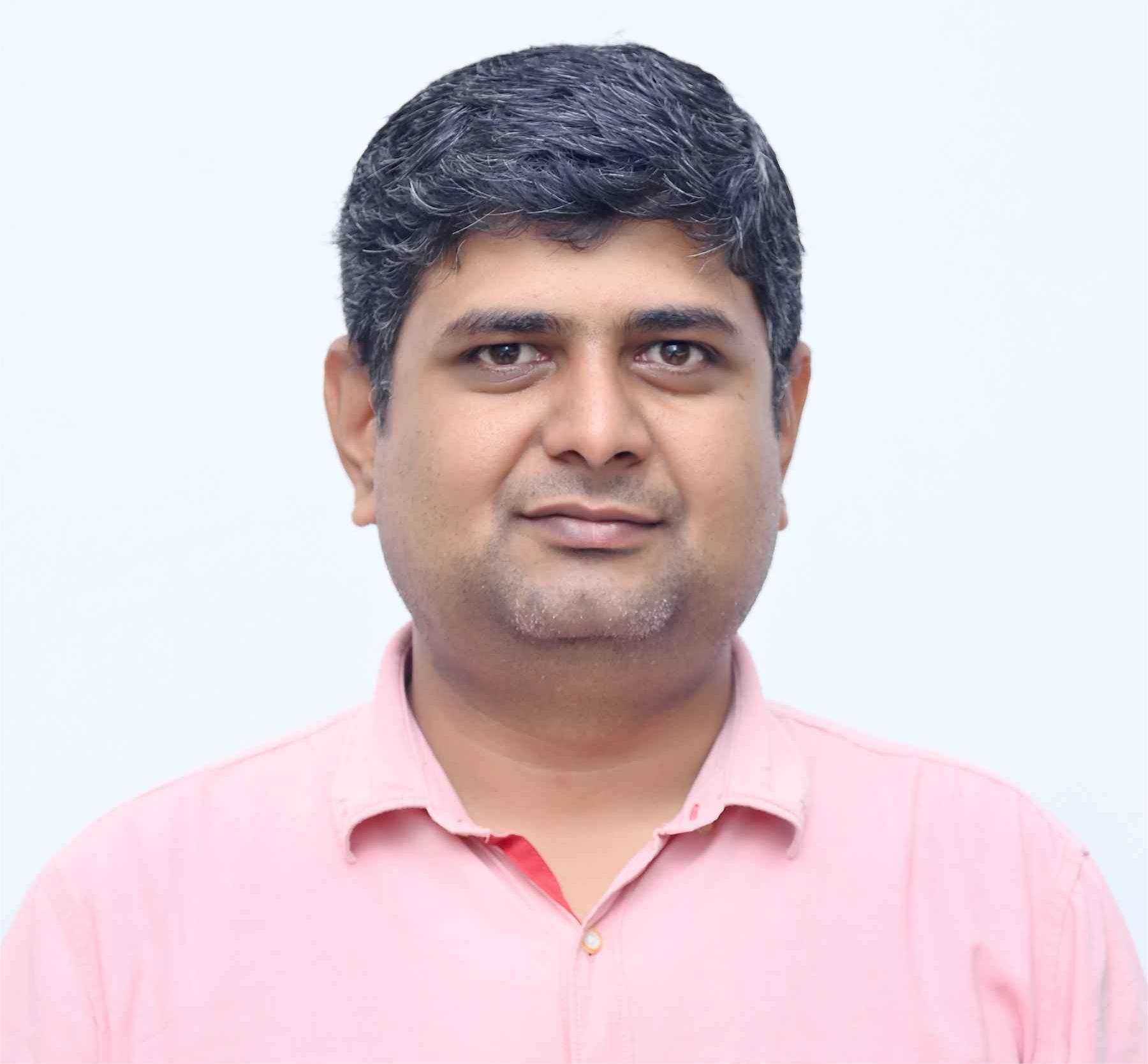 Niraj Deshpande